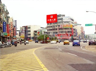 台中市台中路524號-牆面廣告