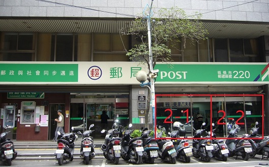 港尾郵局大門廣告2-1