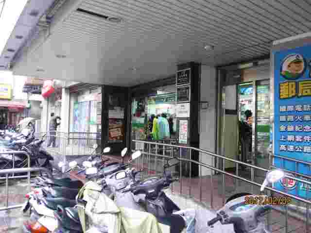 正義郵局大門廣告(內)