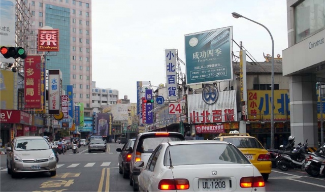 N-0310-小北百貨、金華路商圈、大潤發(台南店)