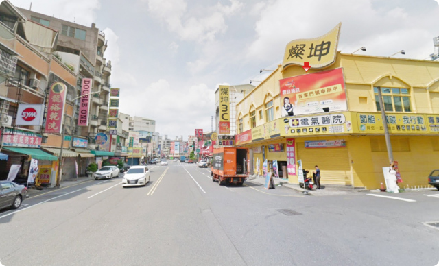 N-0804-新營區三民路往復興路方向、燦坤3C、餐廳鄰立